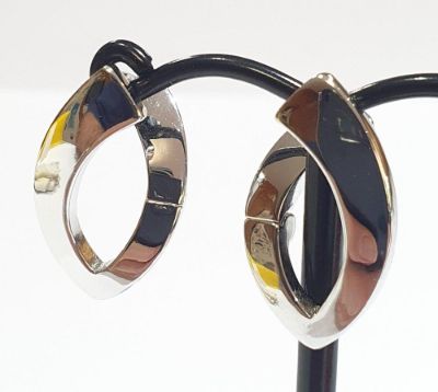 Picture of HUGGIE, SIDE HINGE POINTED 12.4 x 20.5 mm