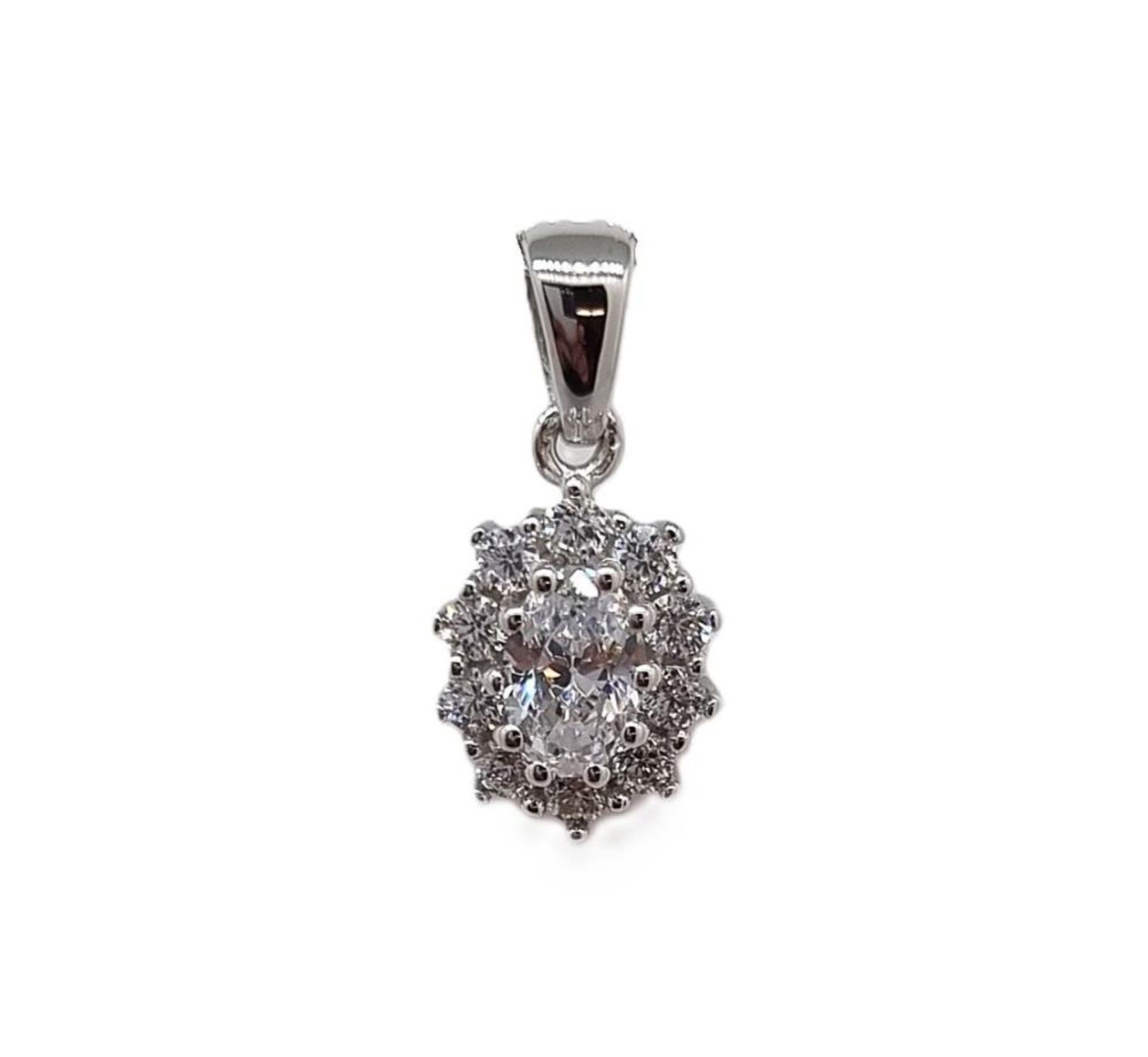 Picture of OVAL CLUSTER 11 CZ