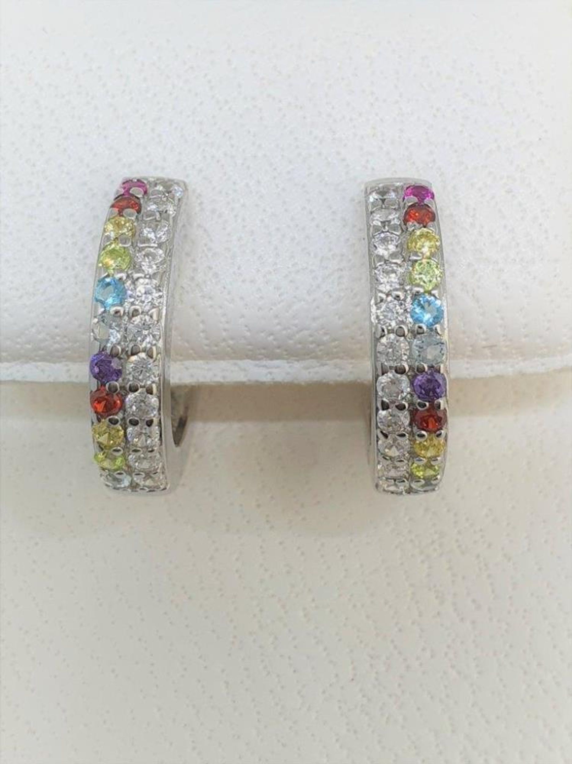 Picture of HUGGIE, 1ROW CZ, OTHER RAINBOW 3x14.5