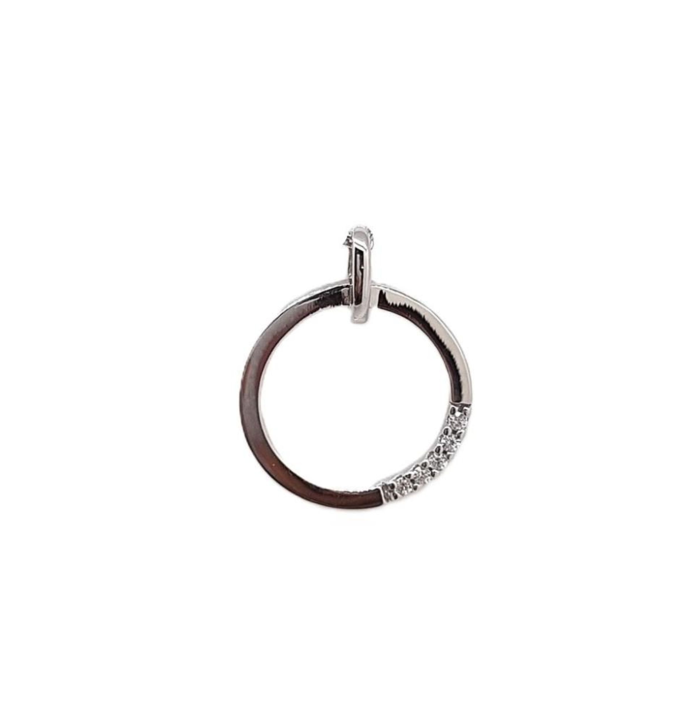 Picture of 13.5mm CIRCLE PENDANT, x5 CZ