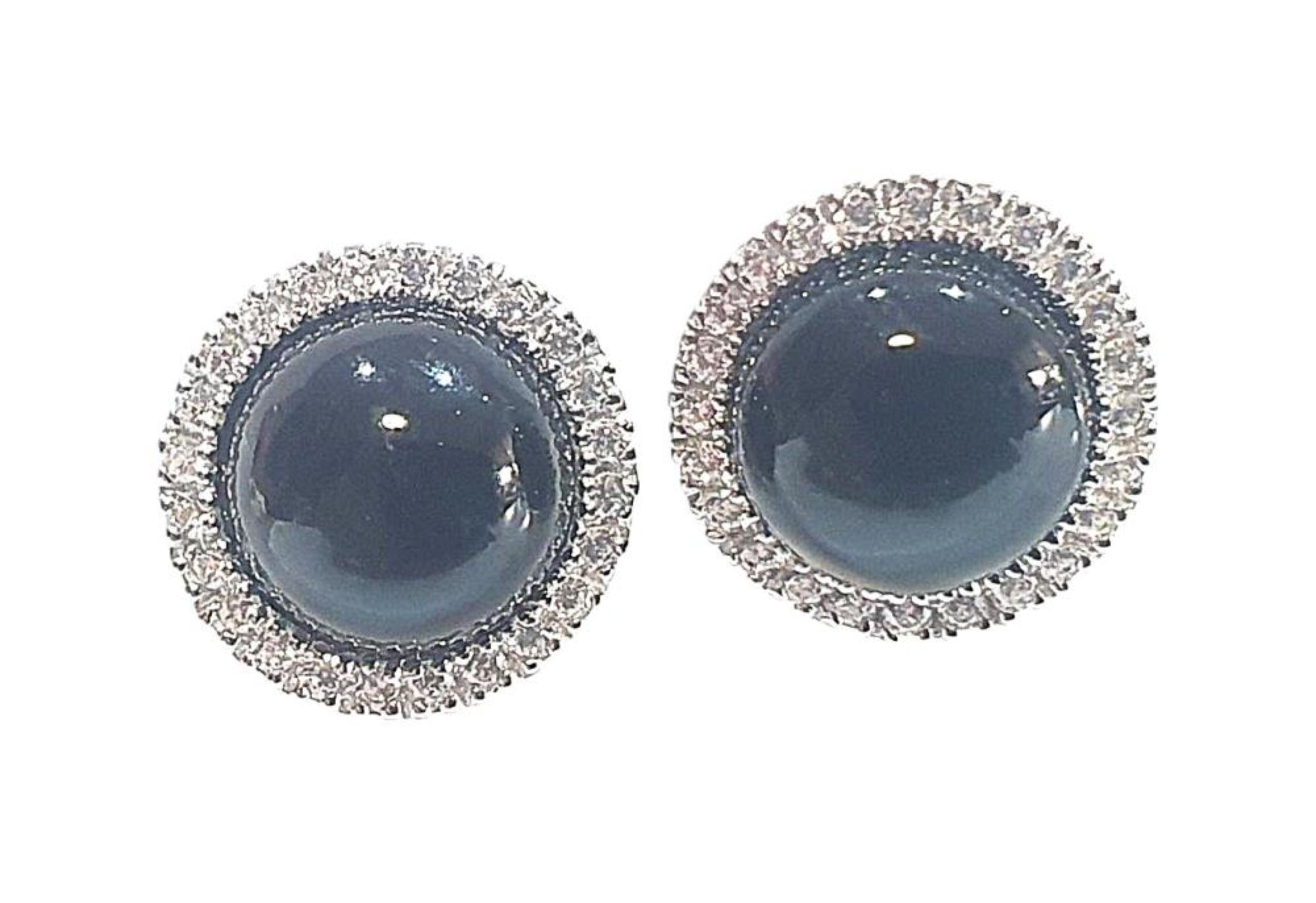 Picture of 8mmBLACK AGATE CLUSTER, x48 CZ, STUDS