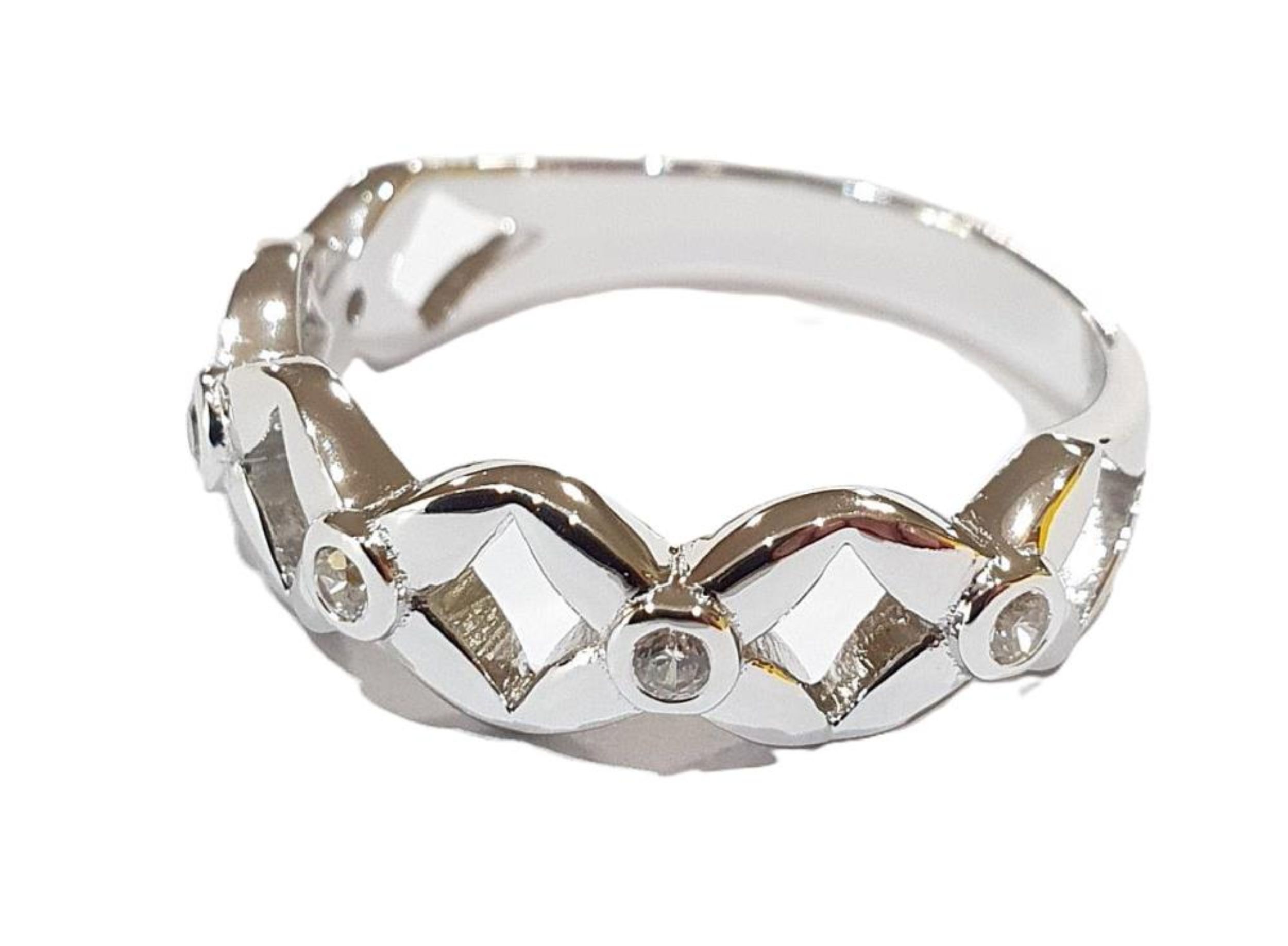 Picture of 5.6mm WIDE, 5 CROSSOVER WITH CZ AT ZIGZAG