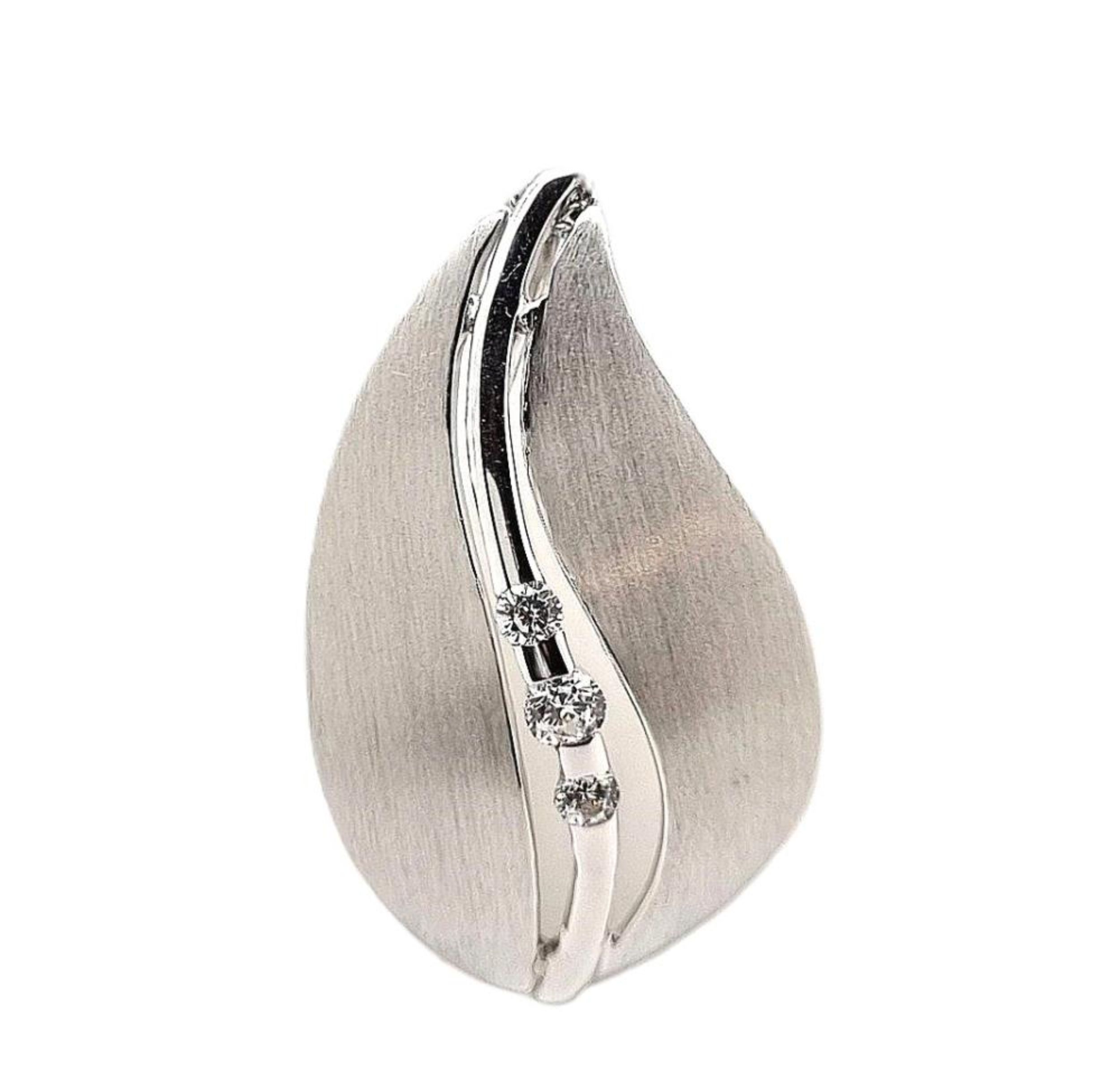Picture of MATT LEAVES, POLISHED SPINE. 3CZ, PEND.