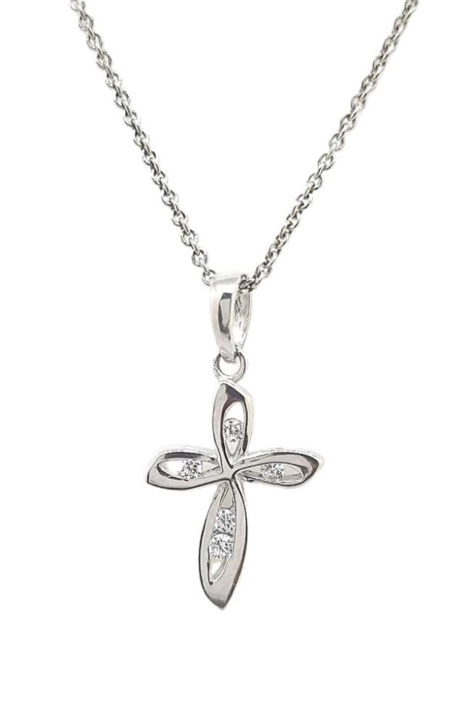 Picture of 11x15, 5CZ,CROSS with chain