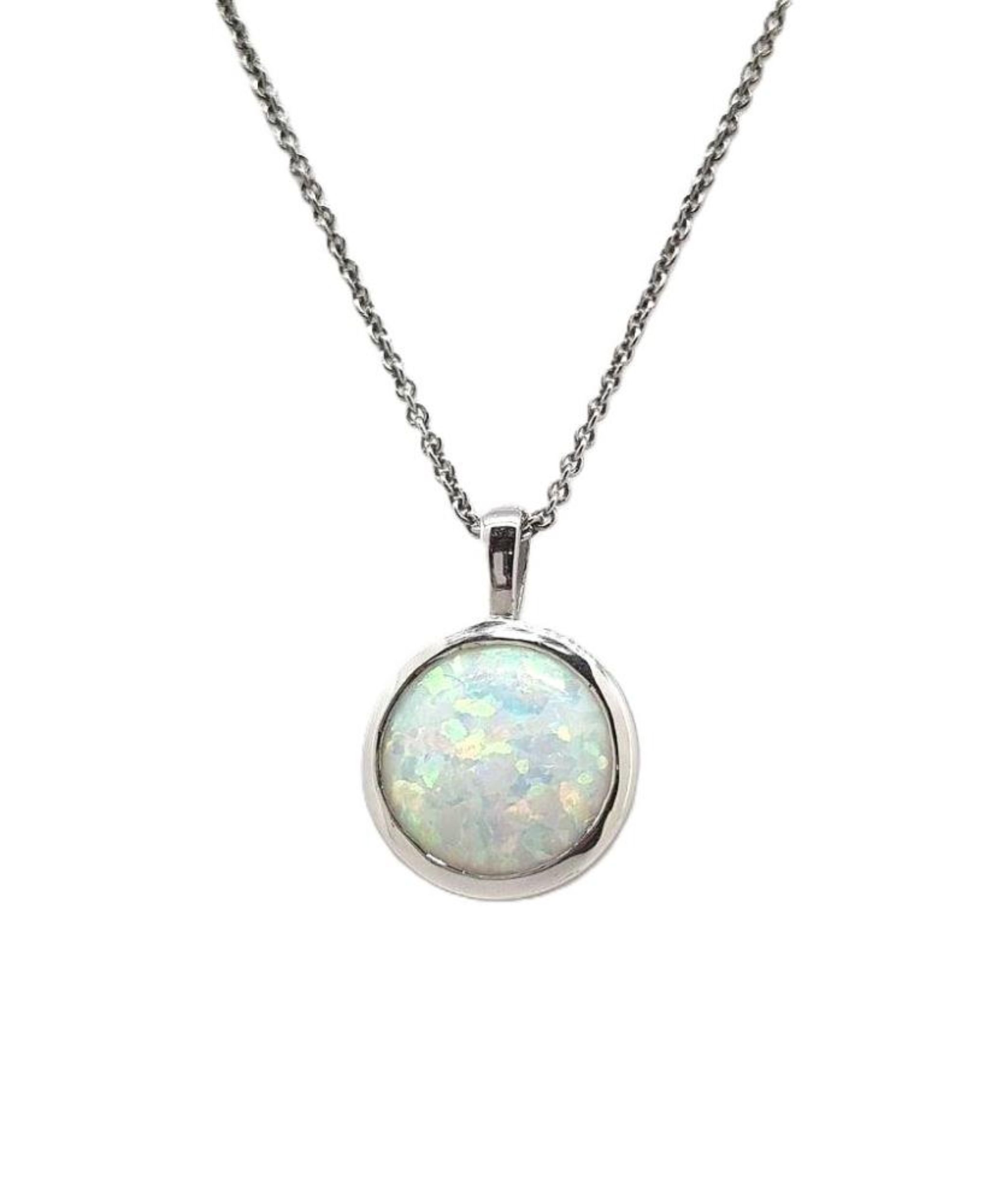 Picture of 10mmSYN OPAL, 11.5mm BEZEL PEND, with chain